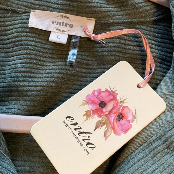 Entro Women’s Green Shirt/ Dress size large NWT - Picture 2 of 9